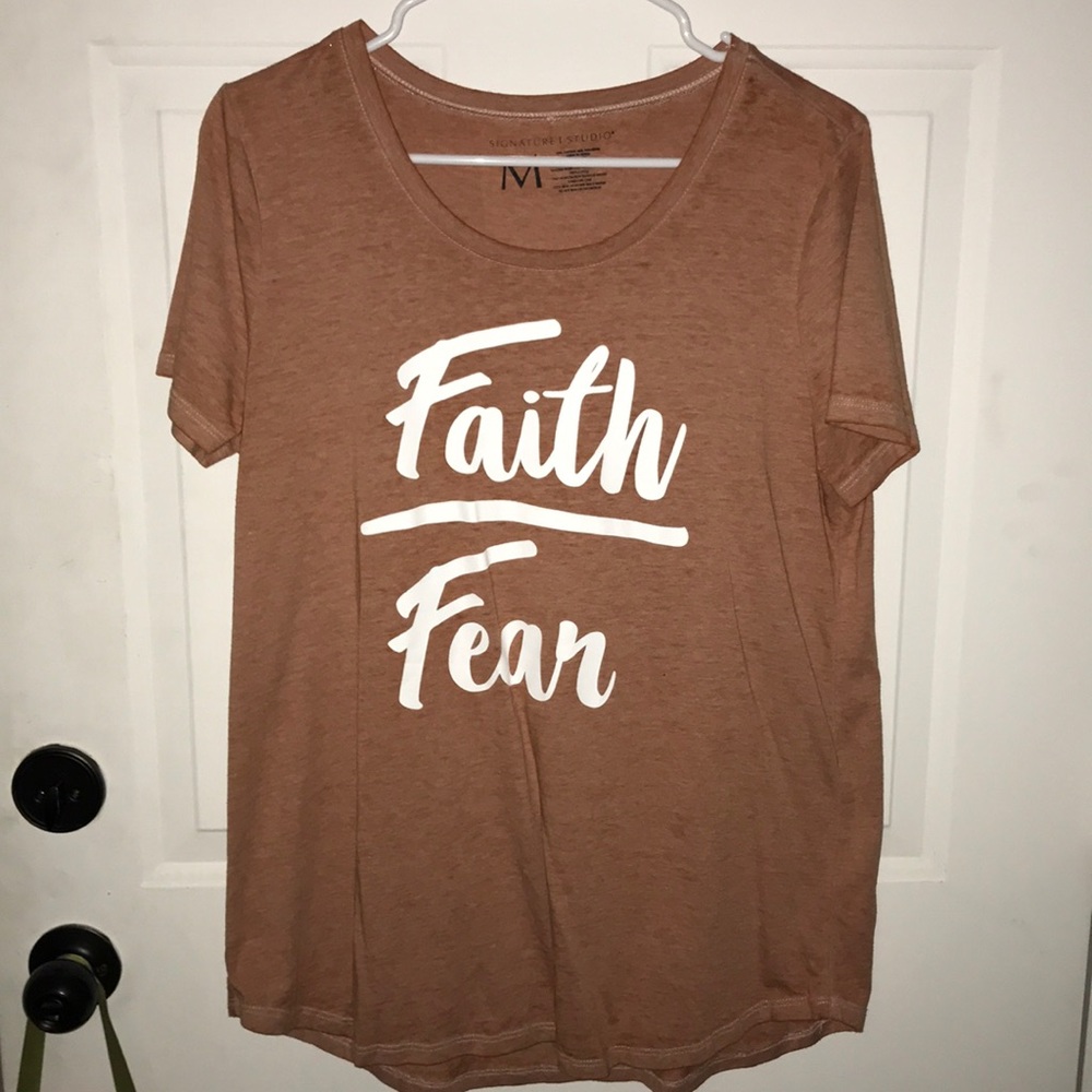 Women’s tee